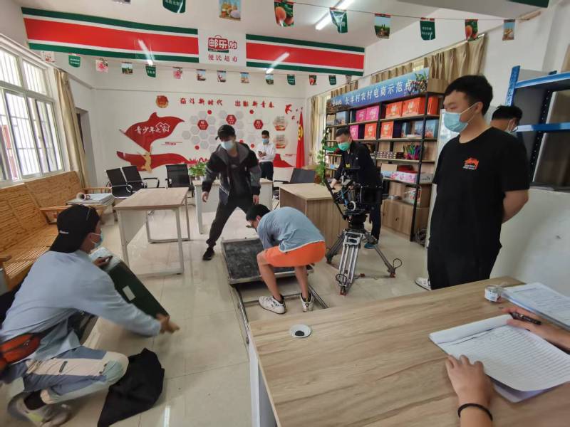 崇义县广告片拍摄公司：极简主义践行者，少即是多的视觉哲学